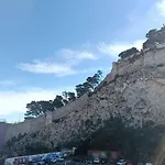 Gran Cerca Del Mar Y Castillo * Dénia