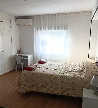Gran Cerca Del Mar Y Castillo Apartman