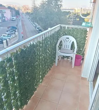 Gran Cerca Del Mar Y Castillo Apartman