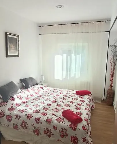 Gran Cerca Del Mar Y Castillo Apartamento