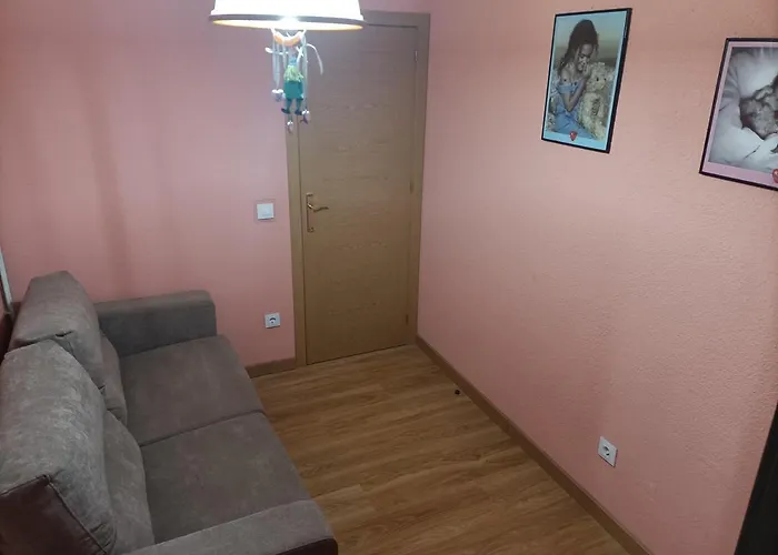 Gran Cerca Del Mar Y Castillo Dénia